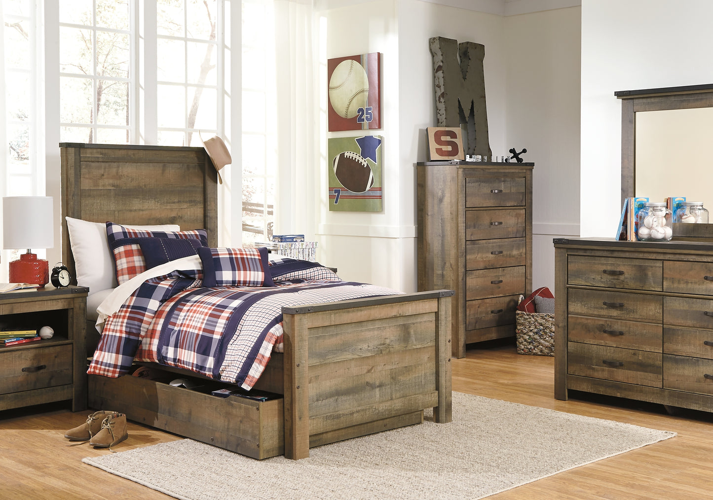 Cama Trinell con paneles y un cajón grande de almacenamiento