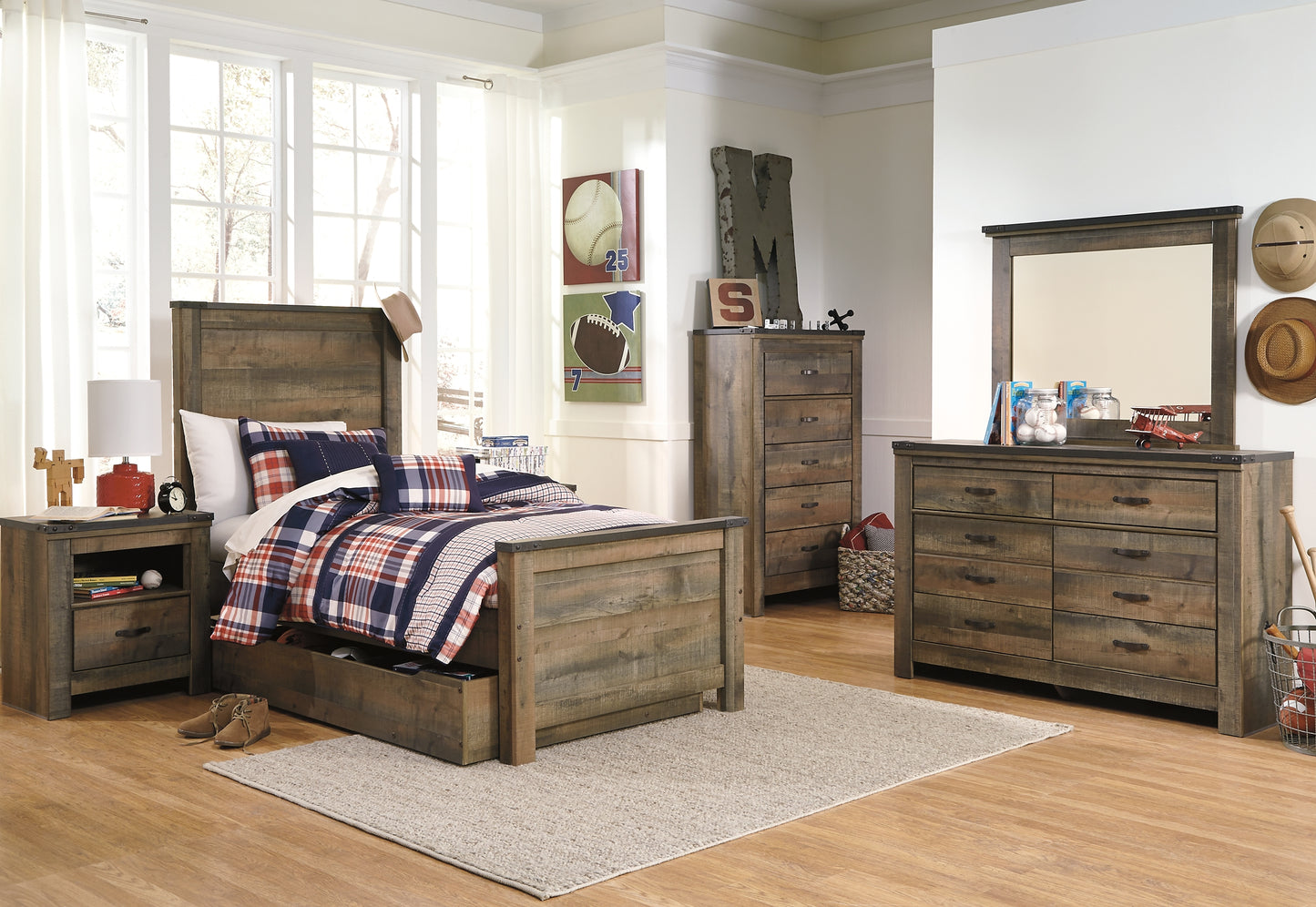 Cama Trinell con paneles y un cajón grande de almacenamiento