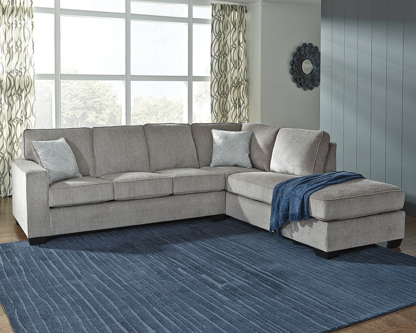 Seccional de 2 piezas con chaise longue Altari