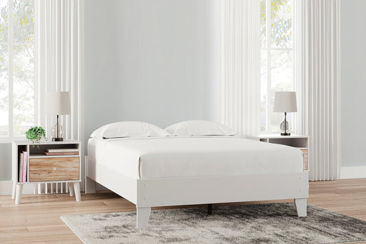 Piperton Platform Bed