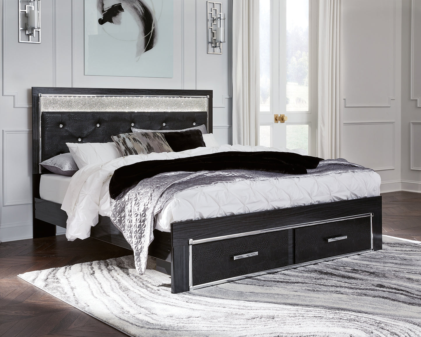 Cama con plataforma de almacenamiento y paneles tapizados Kaydell