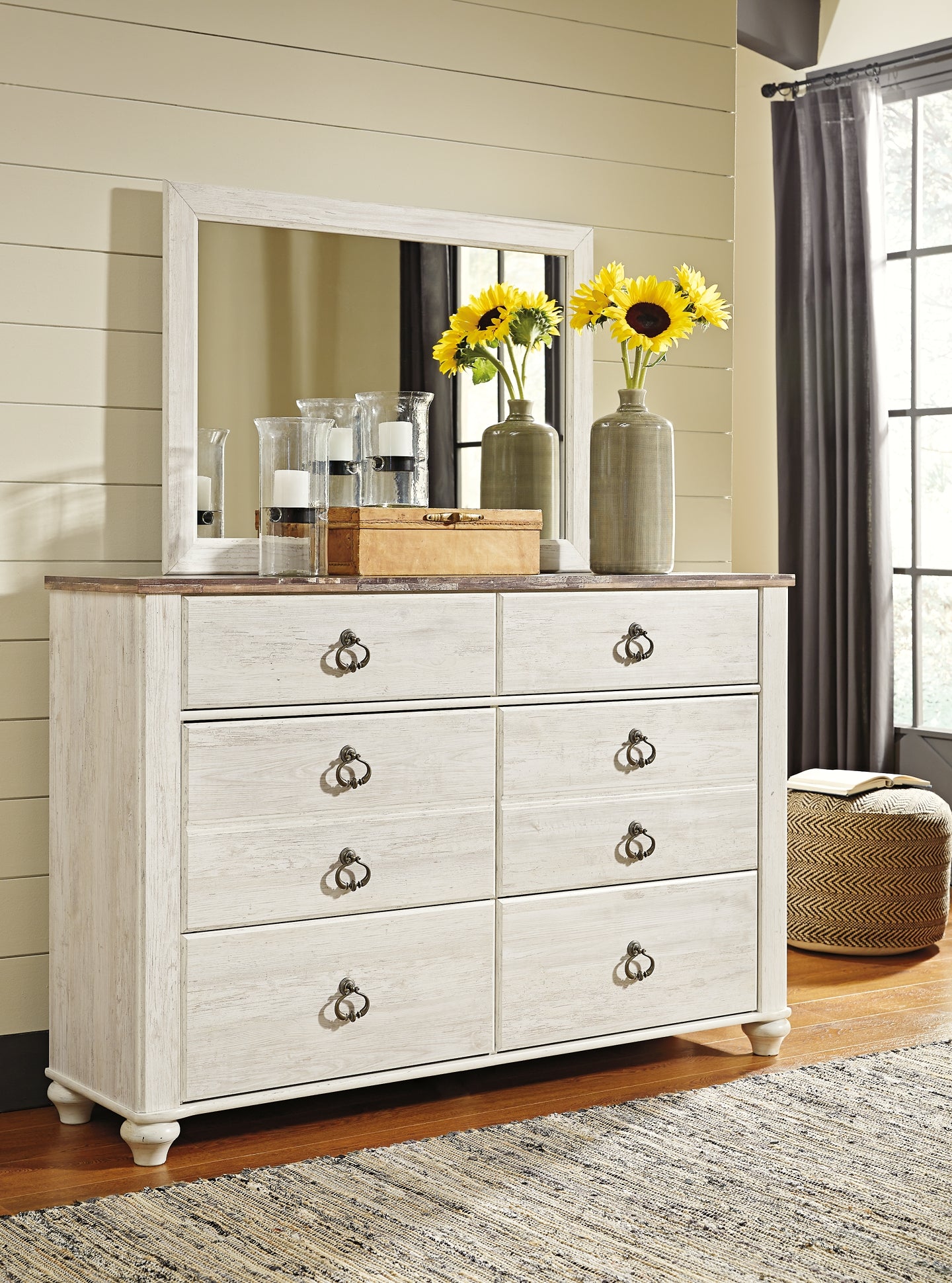 Willowton Panel Headboard With Mirrored Dresser, Chest And 2 Nightstands
