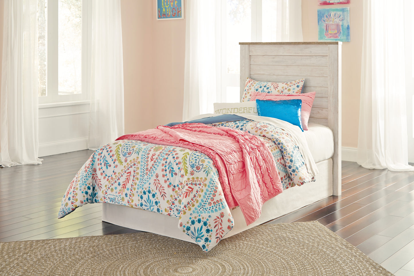 Willowton Panel Headboard With Mirrored Dresser, Chest And 2 Nightstands