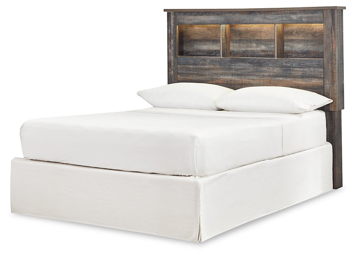 Drystan Bookcase Headboard With Mirrored Dresser And Chest