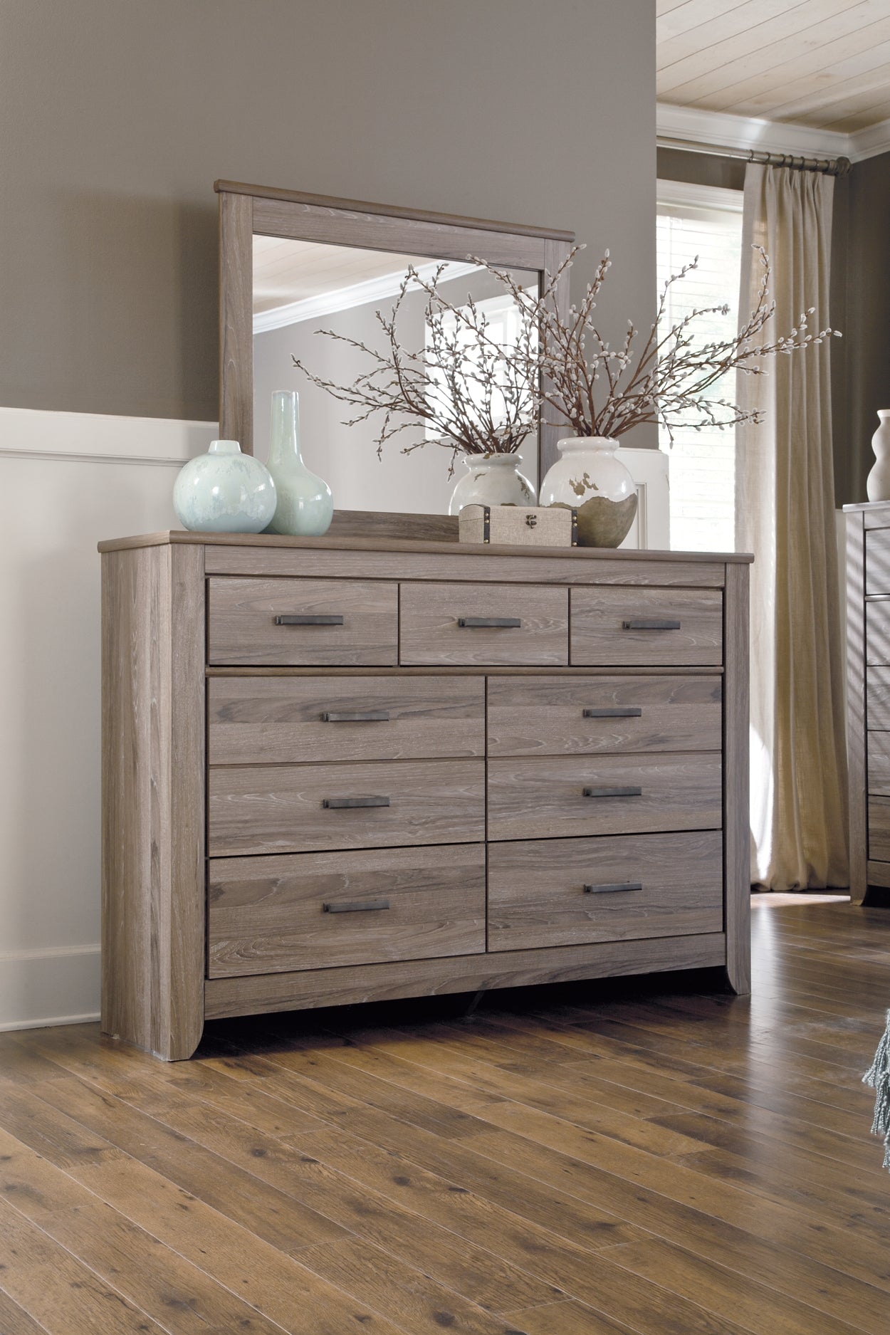 Zelen Panel Bed With Mirrored Dresser And 2 Nightstands