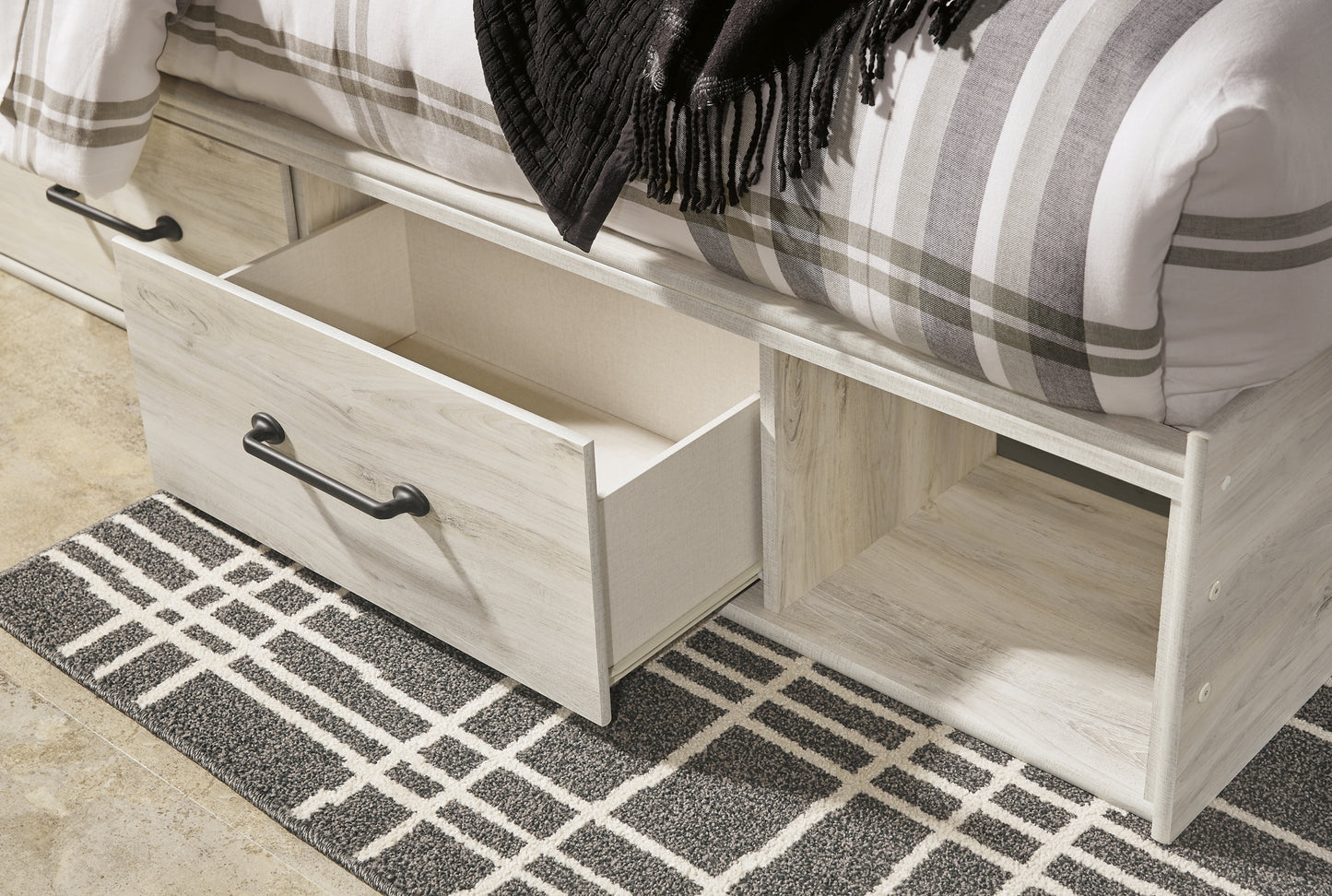Cambeck Panel Bed With 4 Storage Drawers With Mirrored Dresser