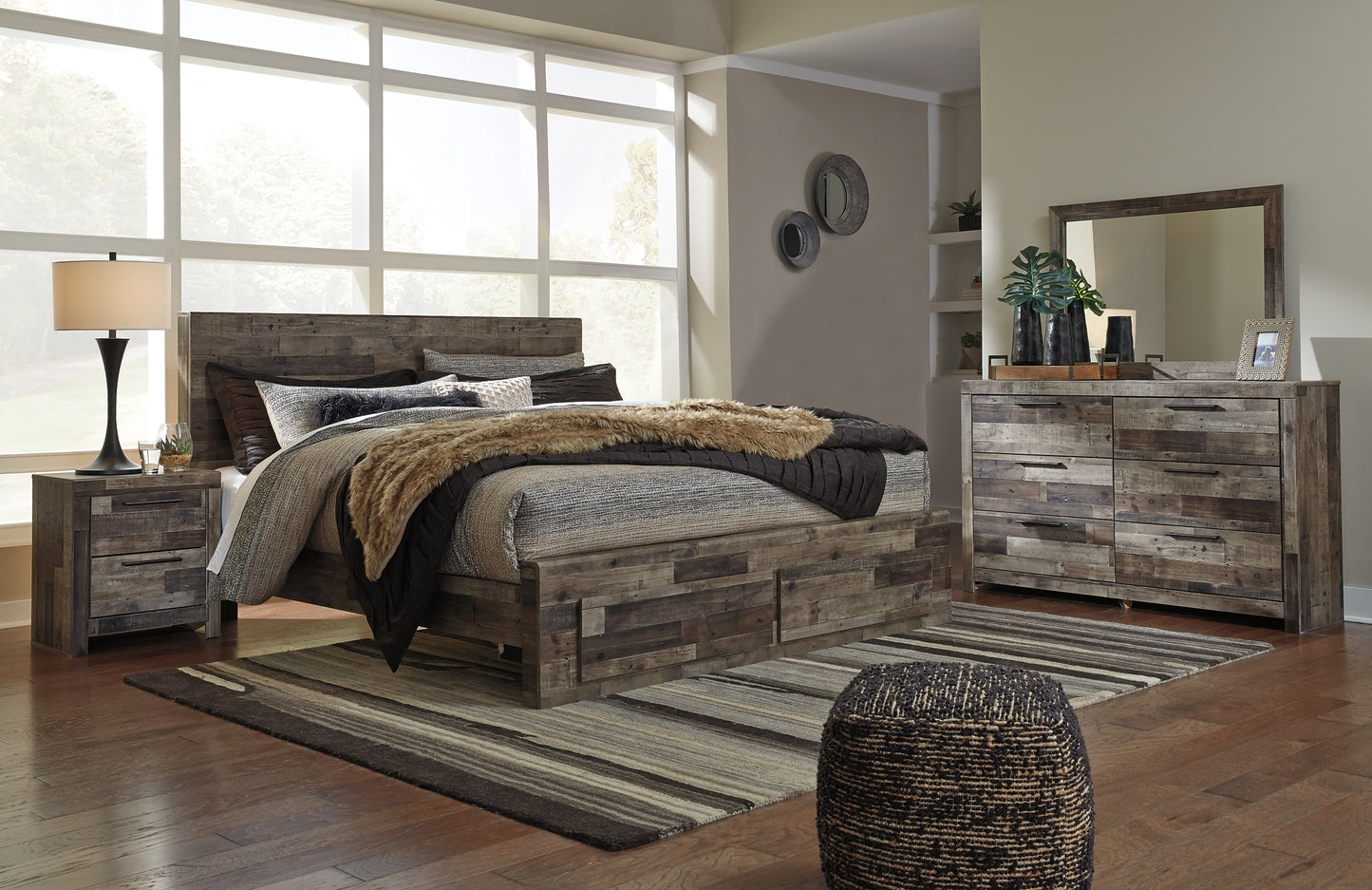 Cama Derekson con dos cajones, cómoda con espejo y mesita de noche