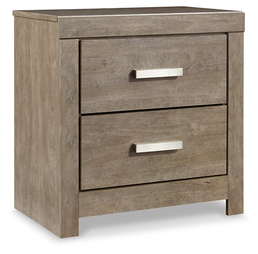 Culverbach Panel Bed With 2 Nightstands