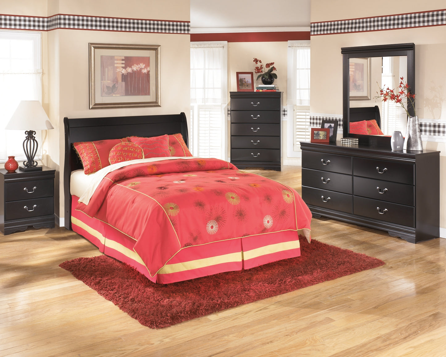 Huey Vineyard Sleigh Headboard With Mirrored Dresser, Chest And 2 Nightstands