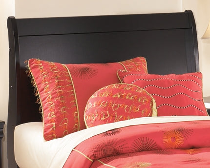 Huey Vineyard Sleigh Headboard With Mirrored Dresser And 2 Nightstands