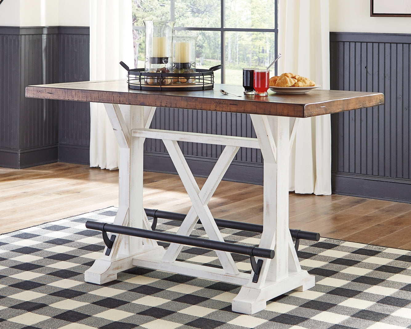 Mesa de comedor de altura de mostrador Valebeck y 4 taburetes