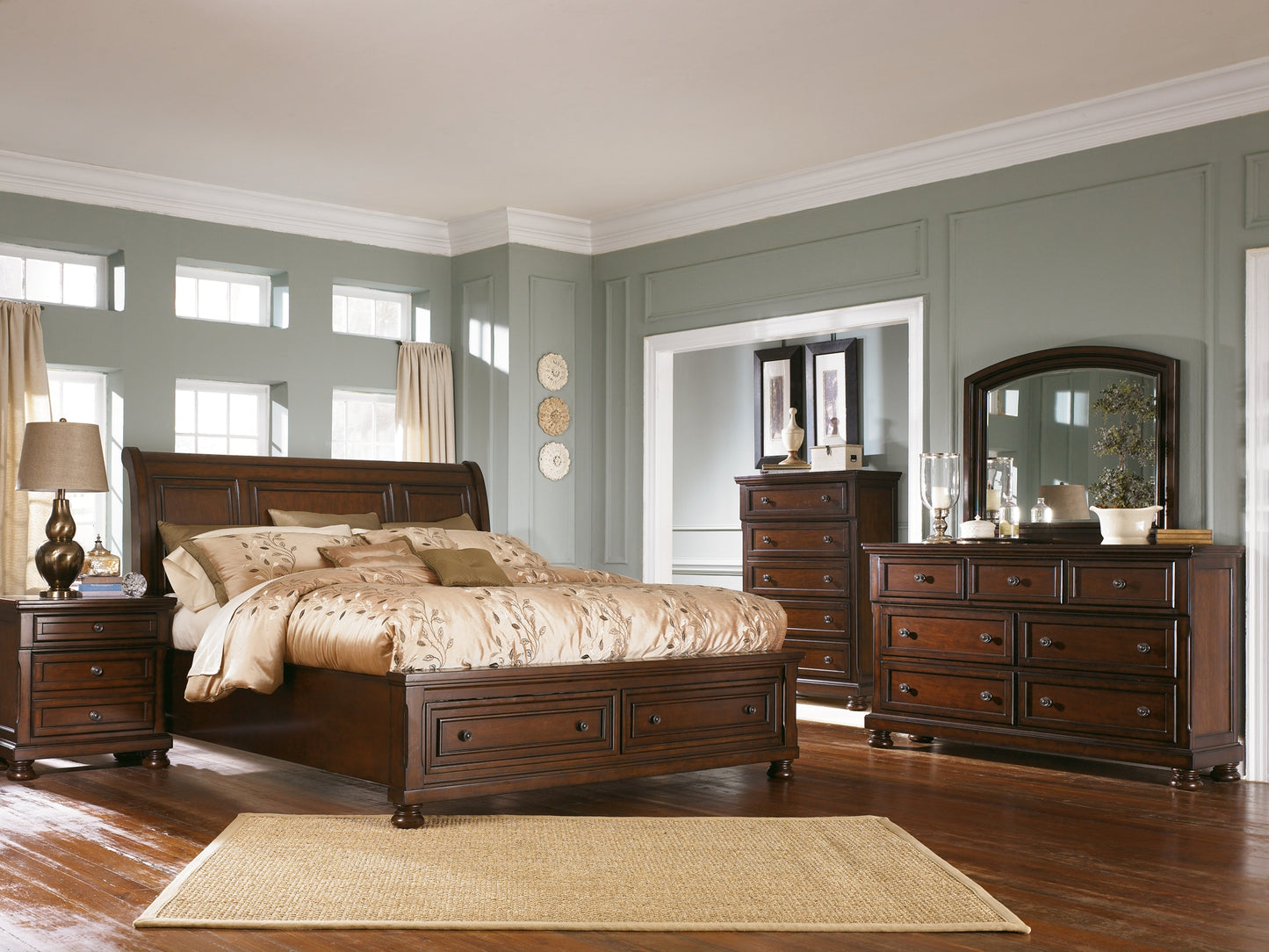 Cama tipo trineo Porter California con tocador y cómoda con espejo