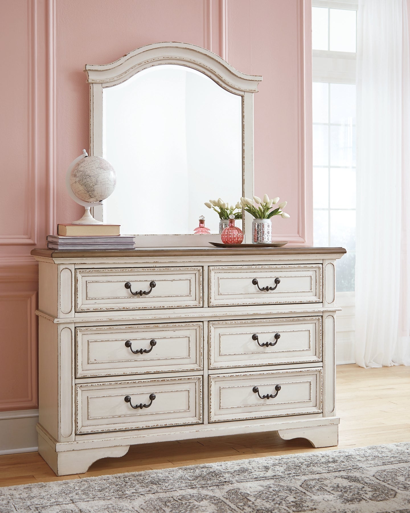 Realyn Panel Bed With Mirrored Dresser And 2 Nightstands