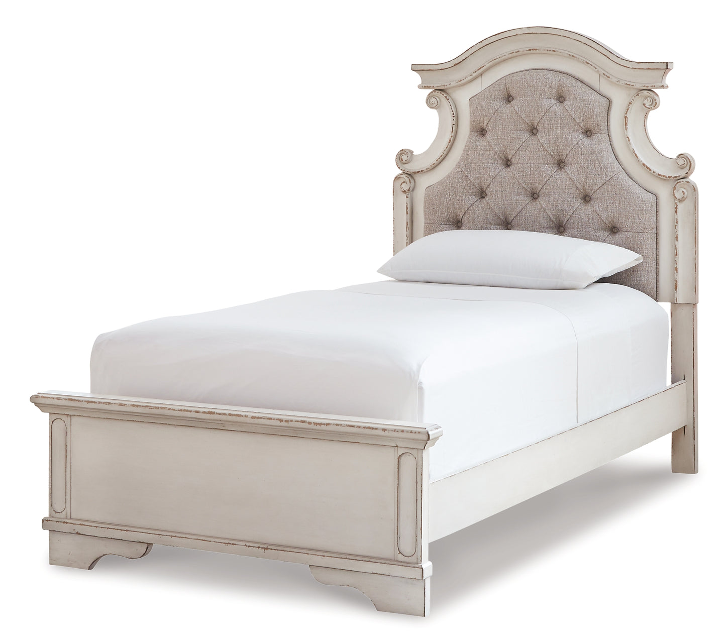 Realyn Panel Bed With Mirrored Dresser, Chest And 2 Nightstands