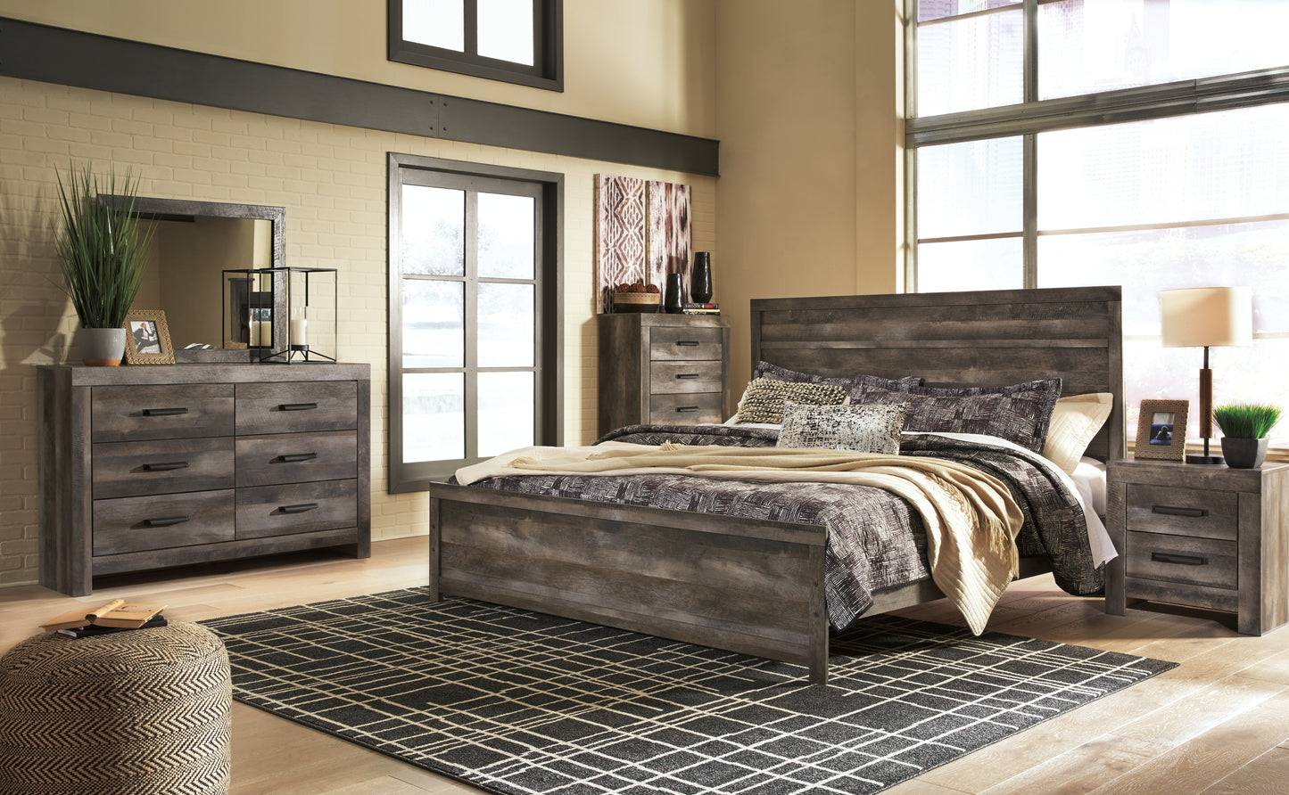 Cama con paneles Wynnlow, cómoda y espejo