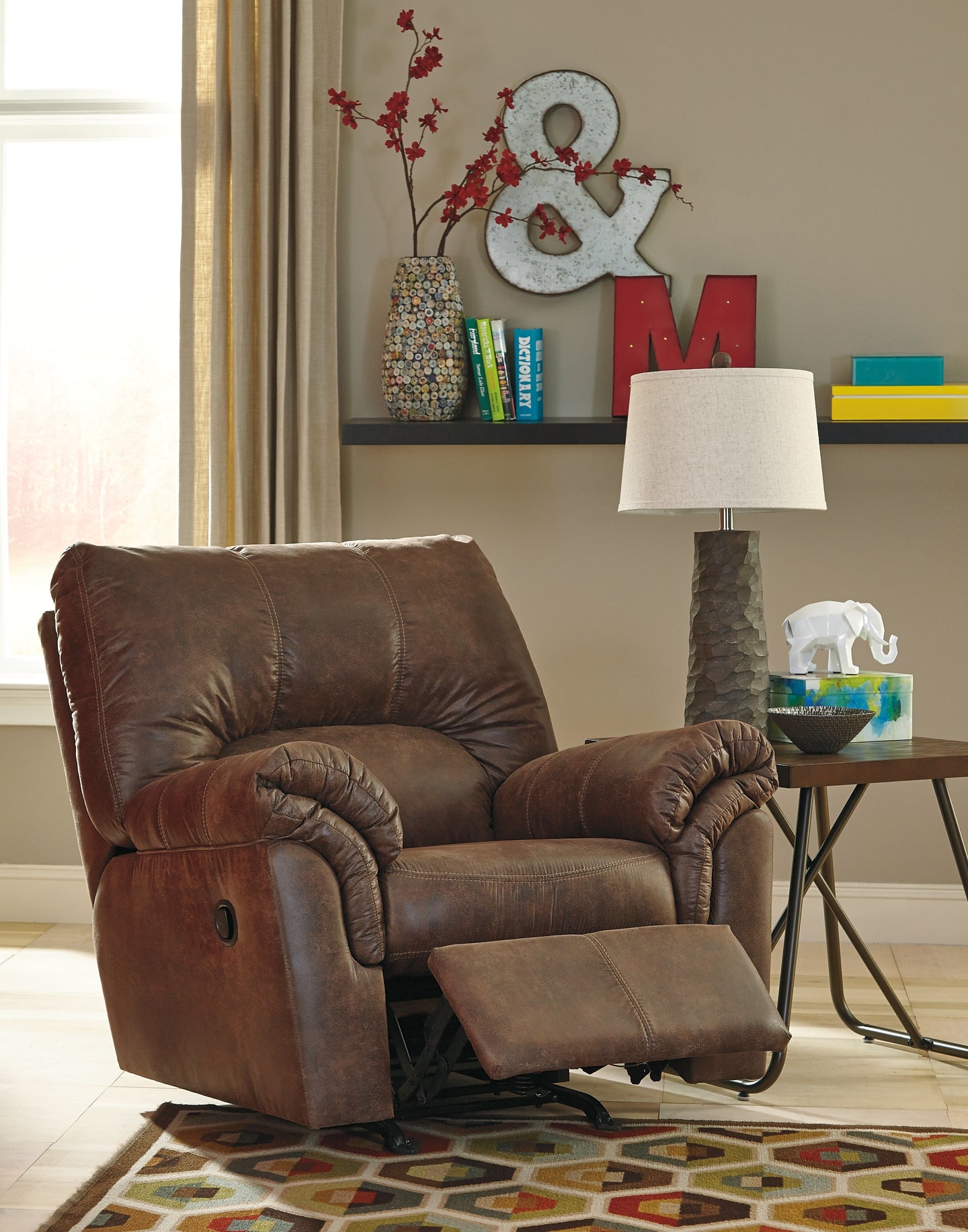 Sofá, loveseat y sillón reclinable Bladen