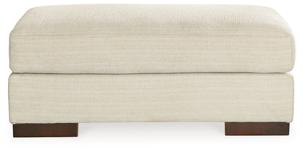 Sofá, loveseat, silla y otomana Maggie