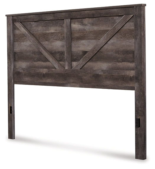 Cama Wynnlow Crossbuck con paneles, cómoda con espejo, arcón y mesita de noche