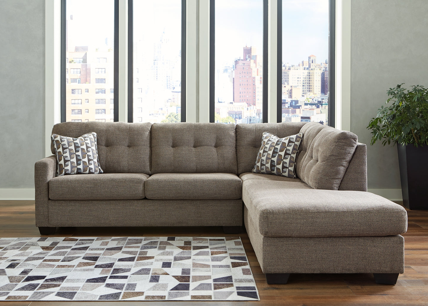 Seccional cama Mahoney de 2 piezas con chaise longue