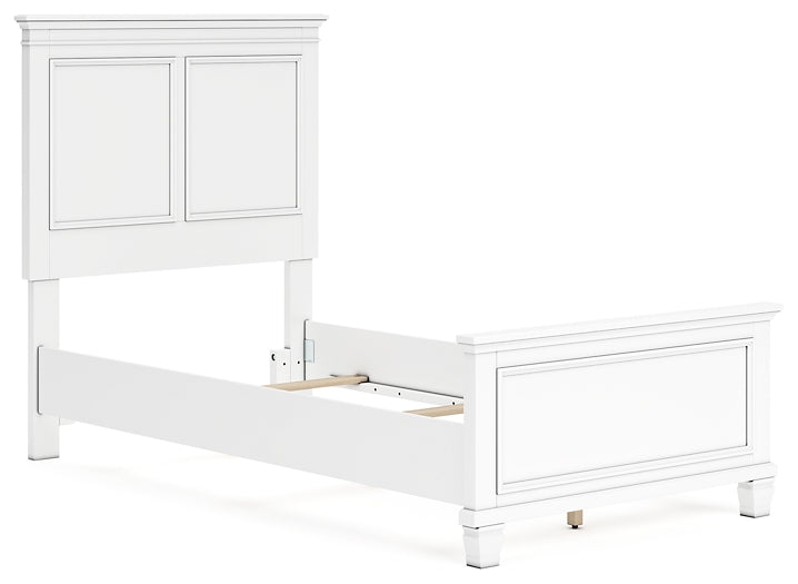 Fortman Panel Bed With Mirrored Dresser And Chest
