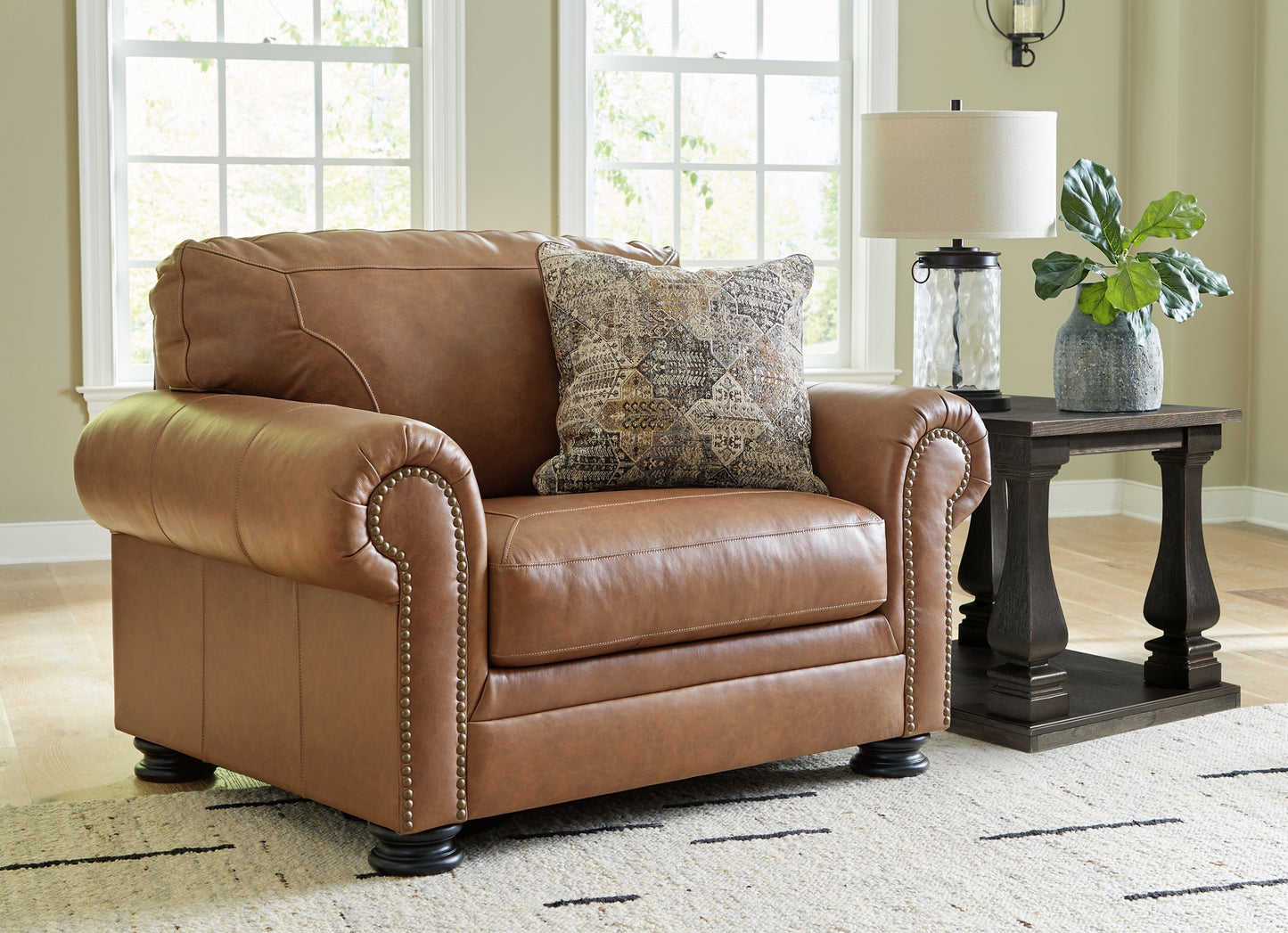 Sofá, loveseat, silla y otomana Carianna