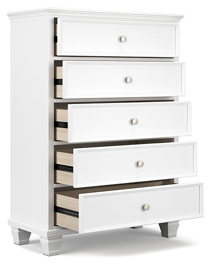 Fortman California Panel Bed With Mirrored Dresser And Chest