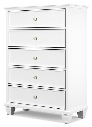 Fortman California Panel Bed With Mirrored Dresser And Chest