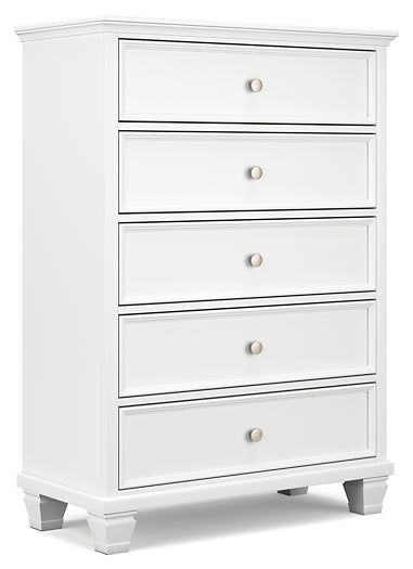 Fortman California Panel Bed With Mirrored Dresser And Chest