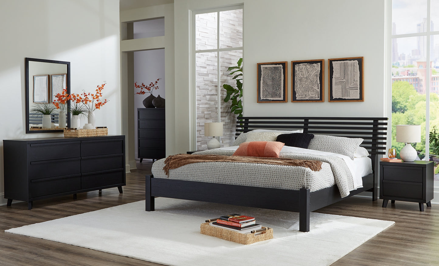 Cama con paneles Danziar, cómoda con espejo y mesita de noche