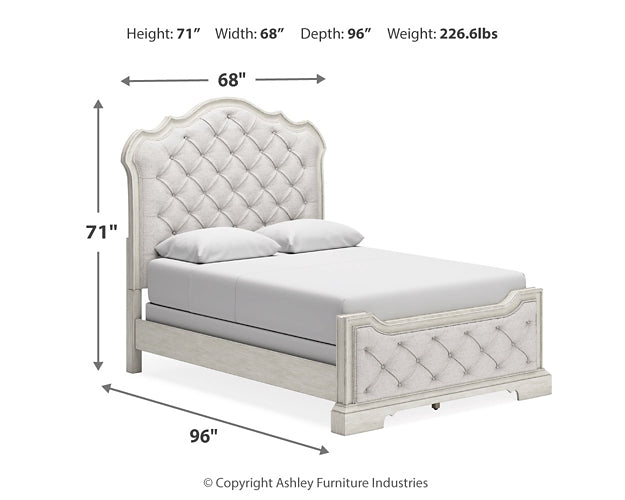 Cama tapizada Arlendyne con cómoda y espejo