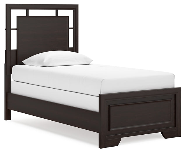 Covetown Panel Bed With Mirrored Dresser
