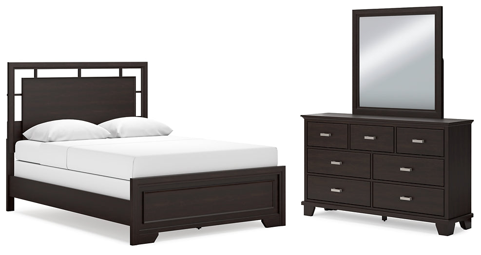 Cama con paneles Covetown y tocador con espejo
