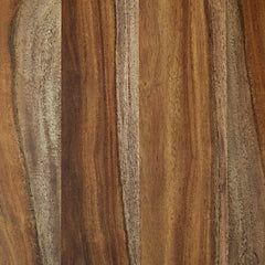 Cama con paneles California de Dressonni y tocador con espejo
