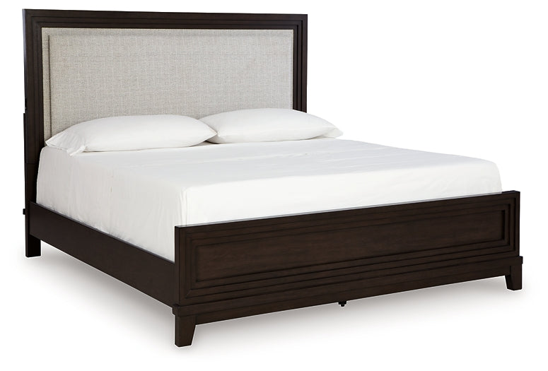 Cama Neymorton con paneles tapizados y tocador con espejo