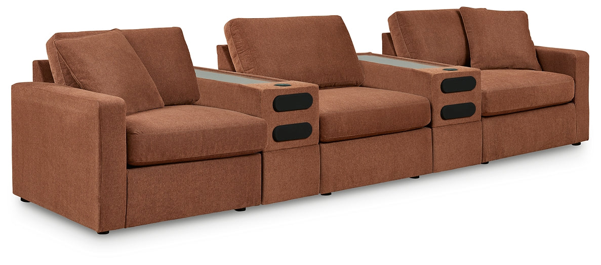 Seccional Modmax de 5 piezas con consolas de audio