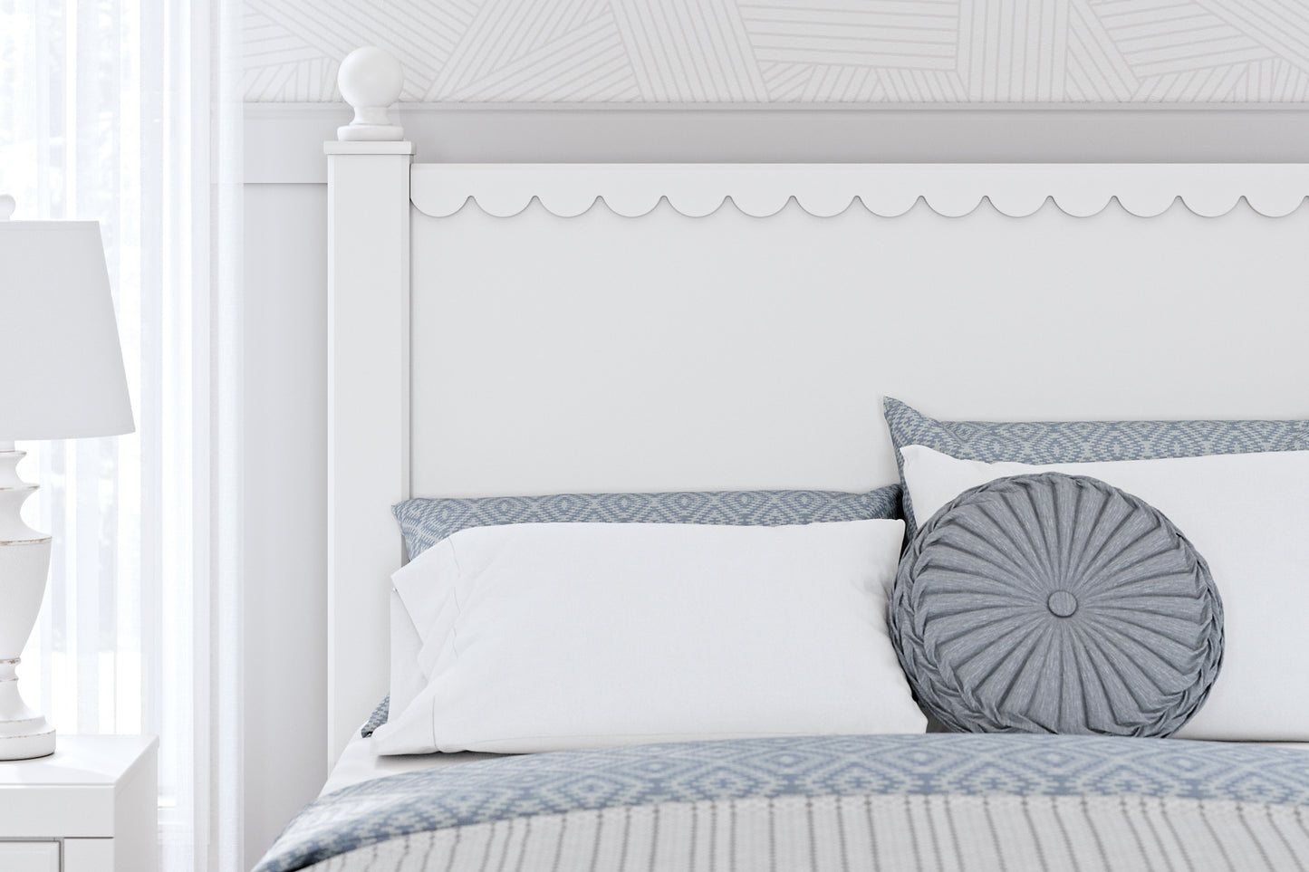 Mollviney Panel Bed With Mirrored Dresser