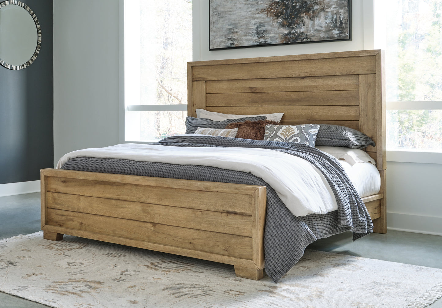 Cama con paneles California de Galliden y tocador con espejo
