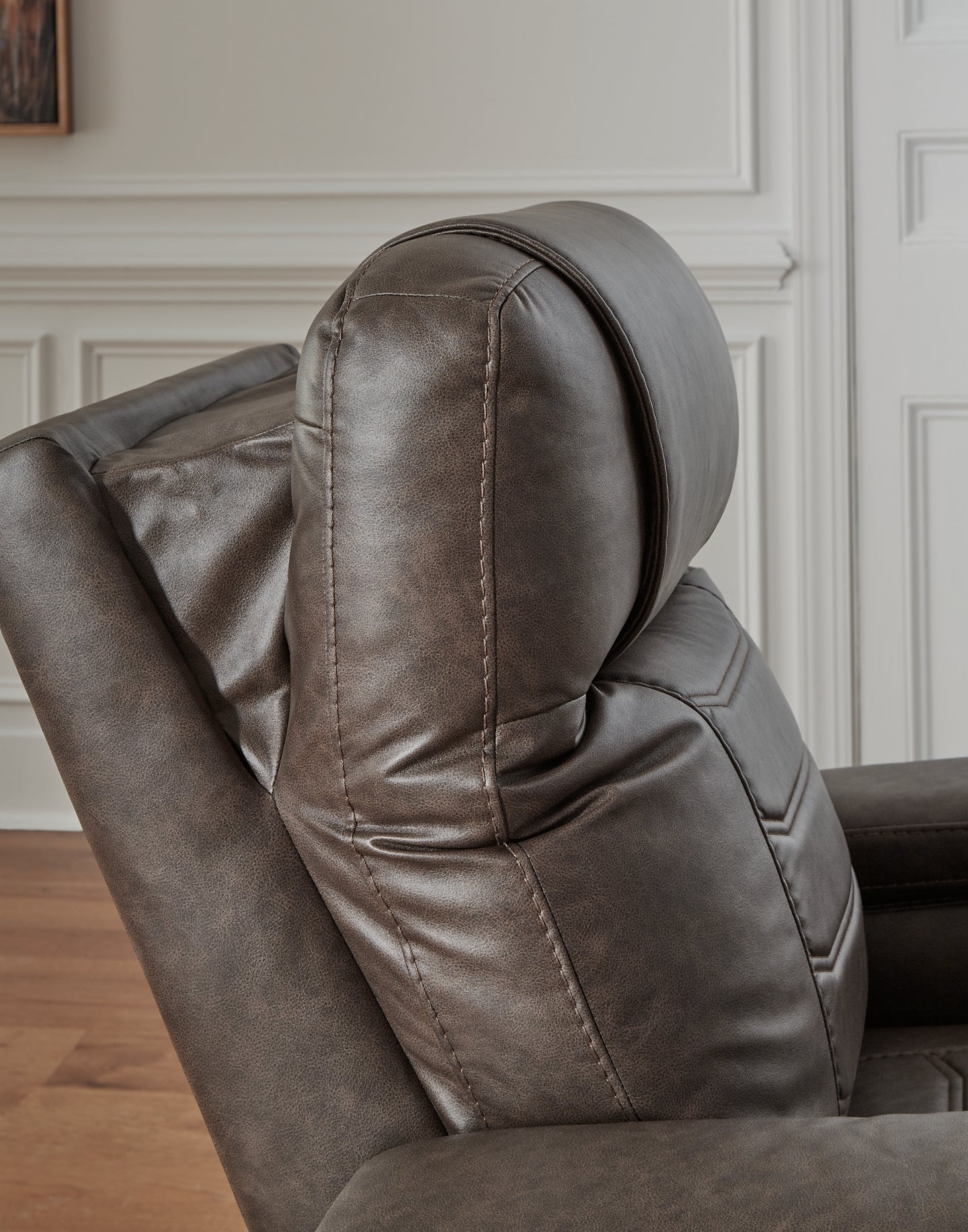 Sillón reclinable eléctrico Schooner Rocks con reposacabezas ajustable