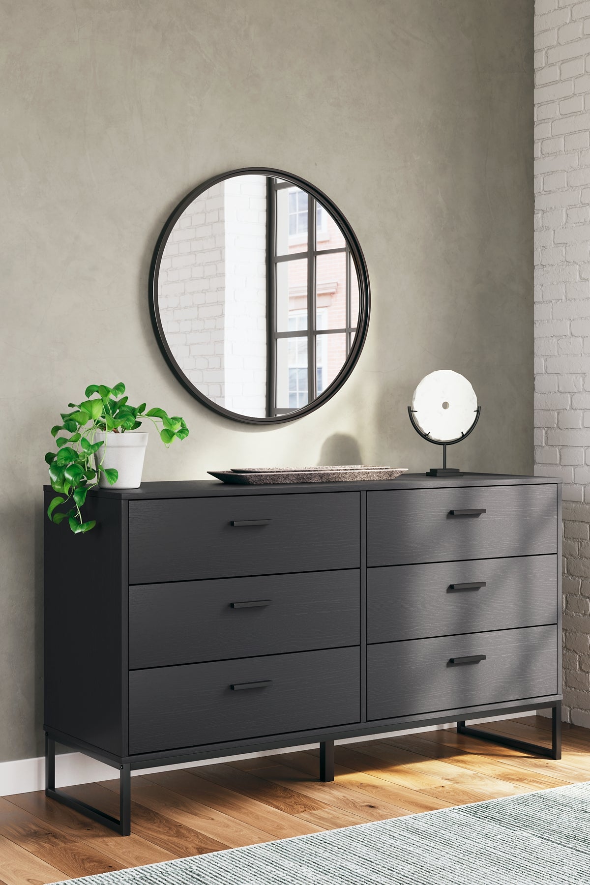 Socalle Panel Platform Bed With Dresser And Nightstand