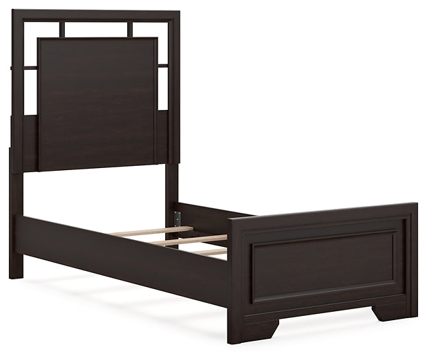 Covetown Panel Bed With Nightstand