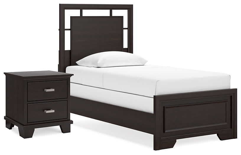 Covetown Panel Bed With Nightstand