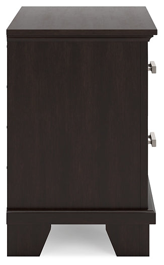 Covetown Panel Bed With Nightstand