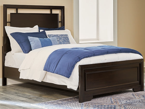 Covetown Panel Bed With Mirrored Dresser And Chest