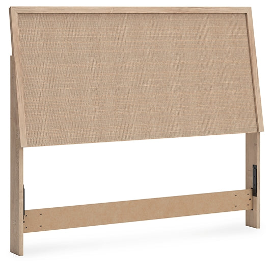 Cabecero de panel Cielden con cómoda y cómoda con espejo