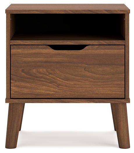 Fordmont Panel Headboard With Dresser And Nightstand