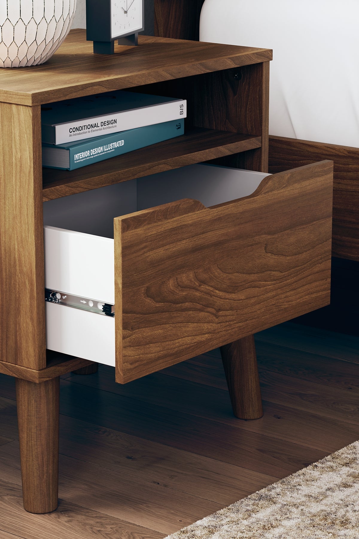 Fordmont Panel Headboard With Dresser And Nightstand
