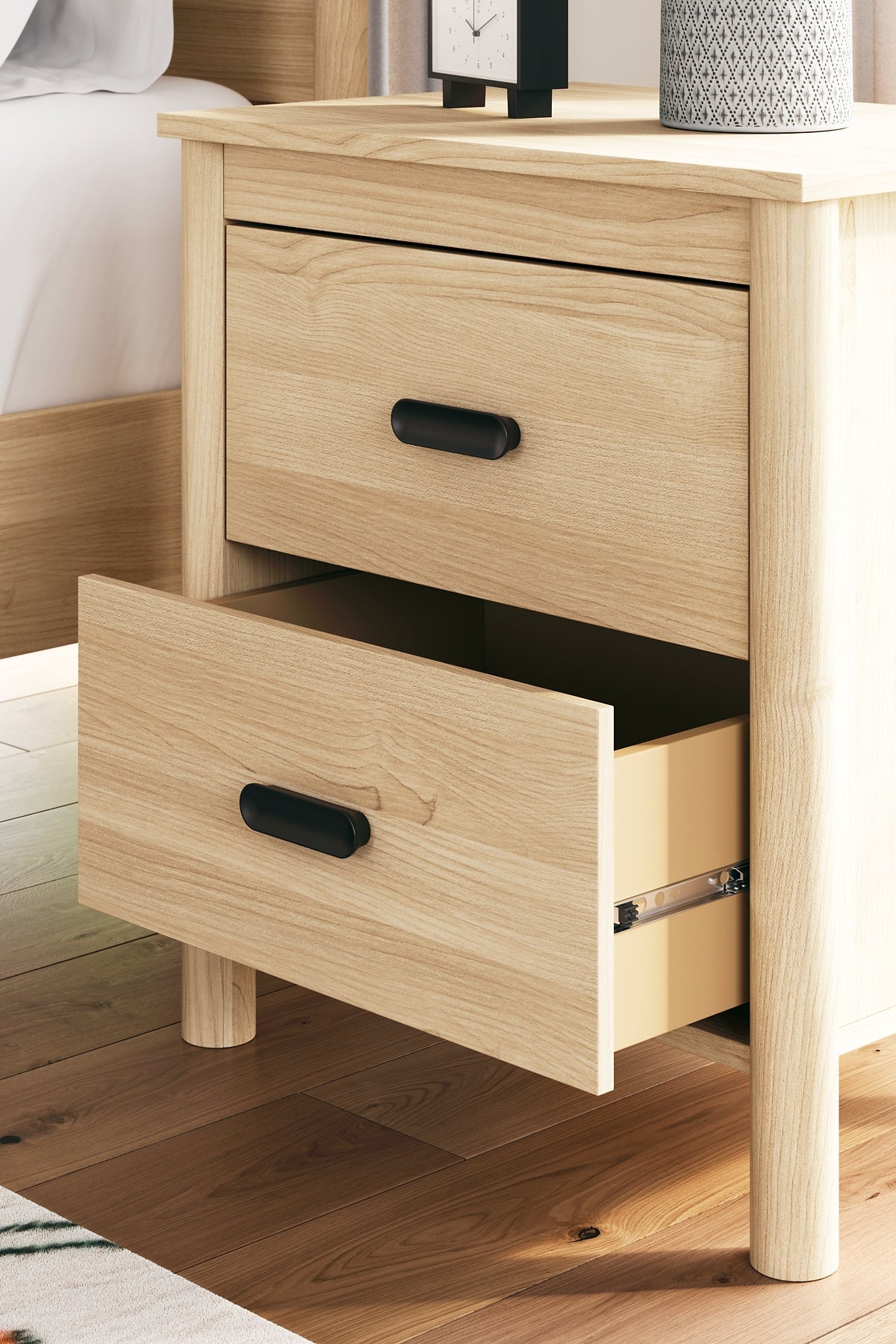 Cabinella Platform Bed With Dresser And Nightstand