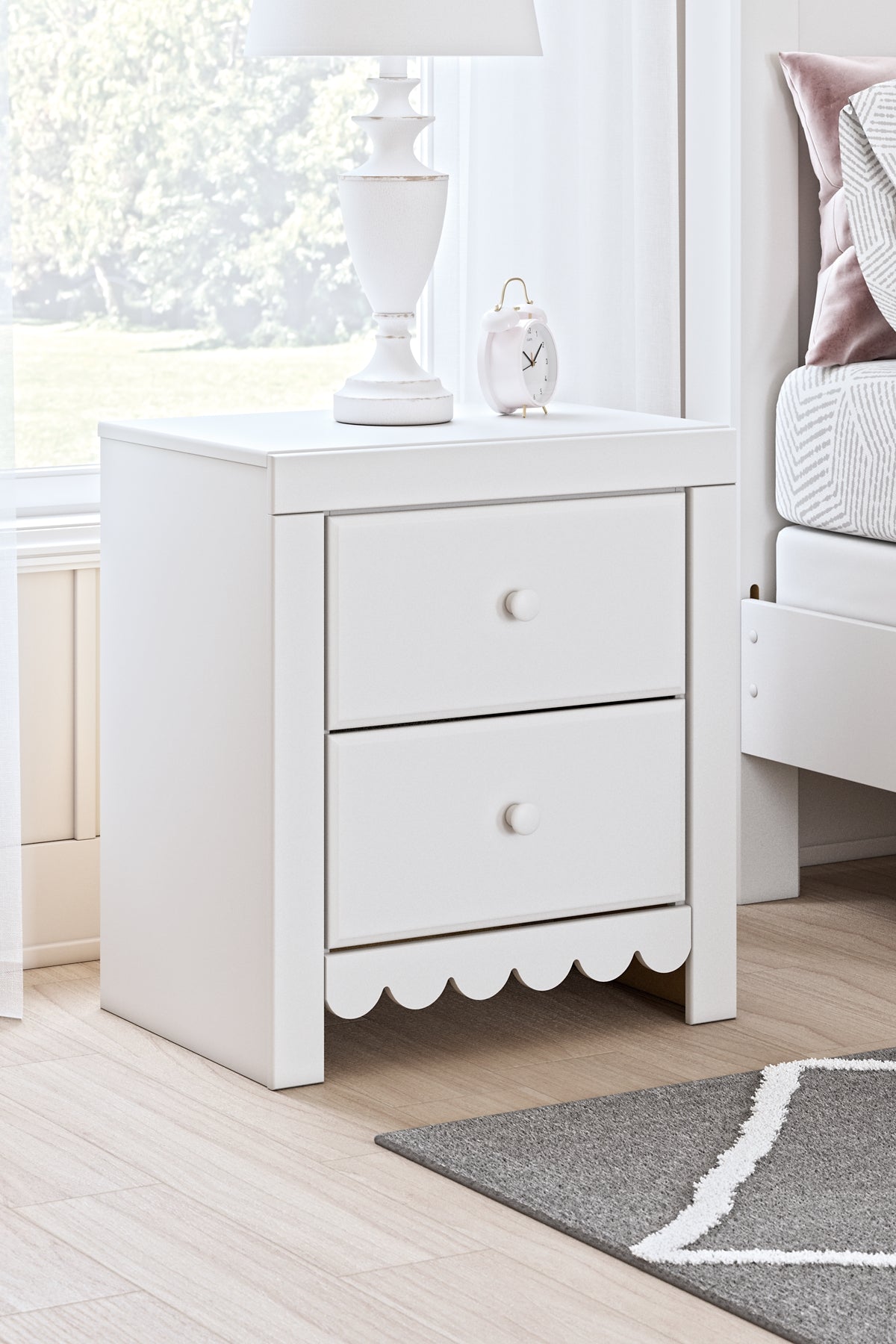 Mollviney Panel Storage Bed With Mirrored Dresser And 2 Nightstands