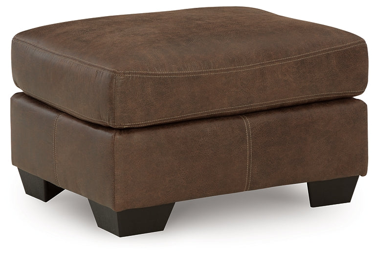 Sofá, loveseat, silla y otomana Bladen