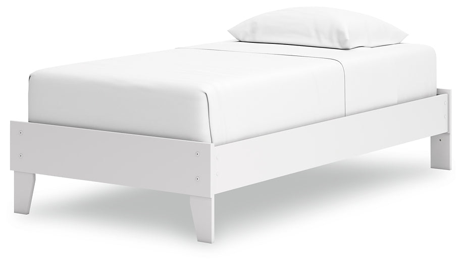 Hallityn Platform Bed With Nightstand